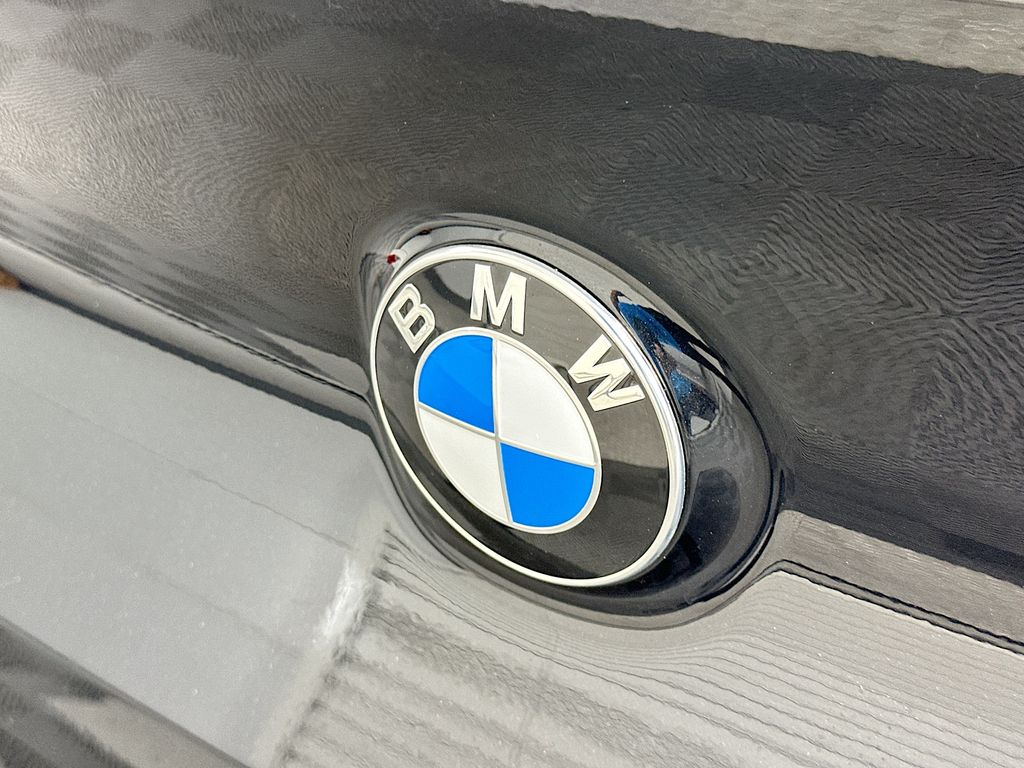 Thumbnail: 2026 BMW 8 Series - 22