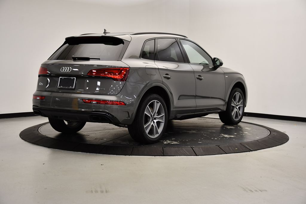 Thumbnail: 2025 Audi Q5 - 5