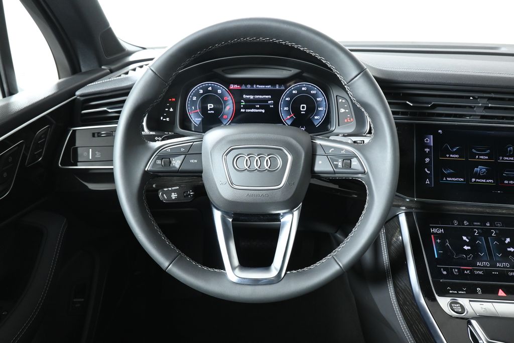 Thumbnail: 2026 Audi Q7 - 14