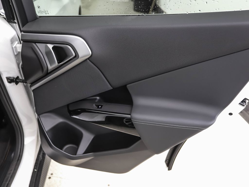 Thumbnail: 2026 BMW X3 - 23