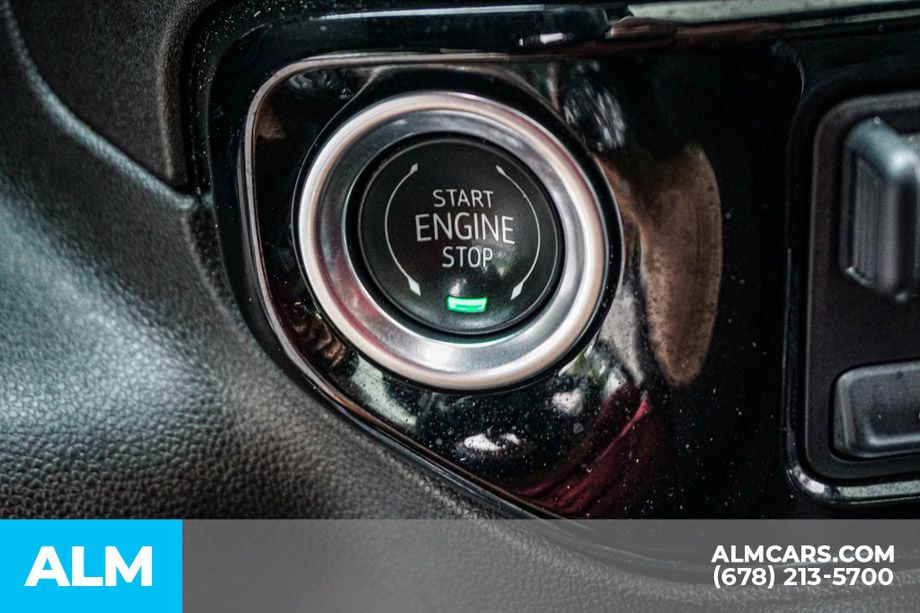 Used 2024 Blue Chevrolet High Country image 47