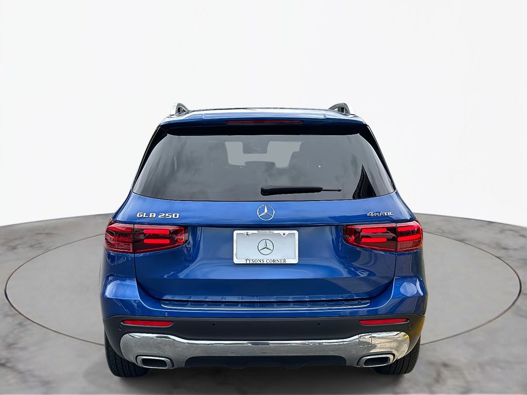 Thumbnail: 2024 Mercedes-Benz GLB - 9