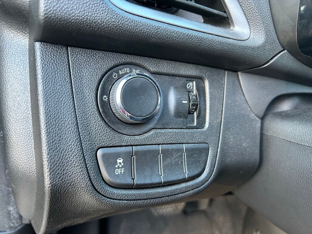2020 Chevrolet Spark LS 16
