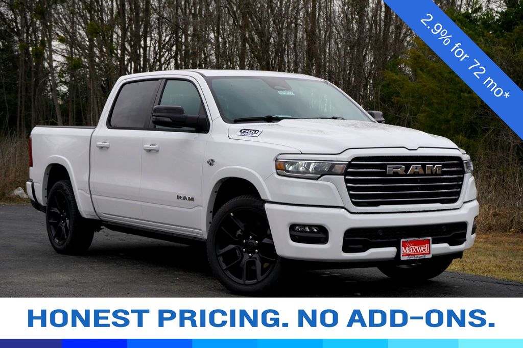 2026 RAM 1500 Laramie Crew Cab 4WD