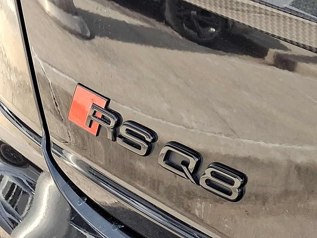 2021 Audi RS Q8 4.0T 31