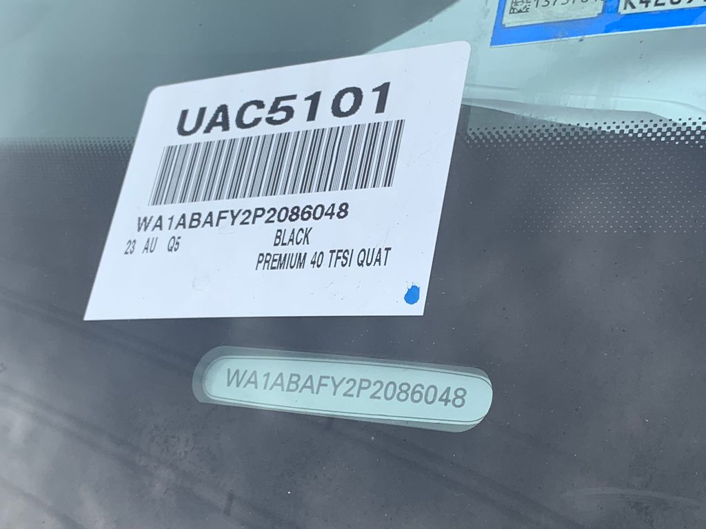 Thumbnail: 2023 Audi Q5 - 9