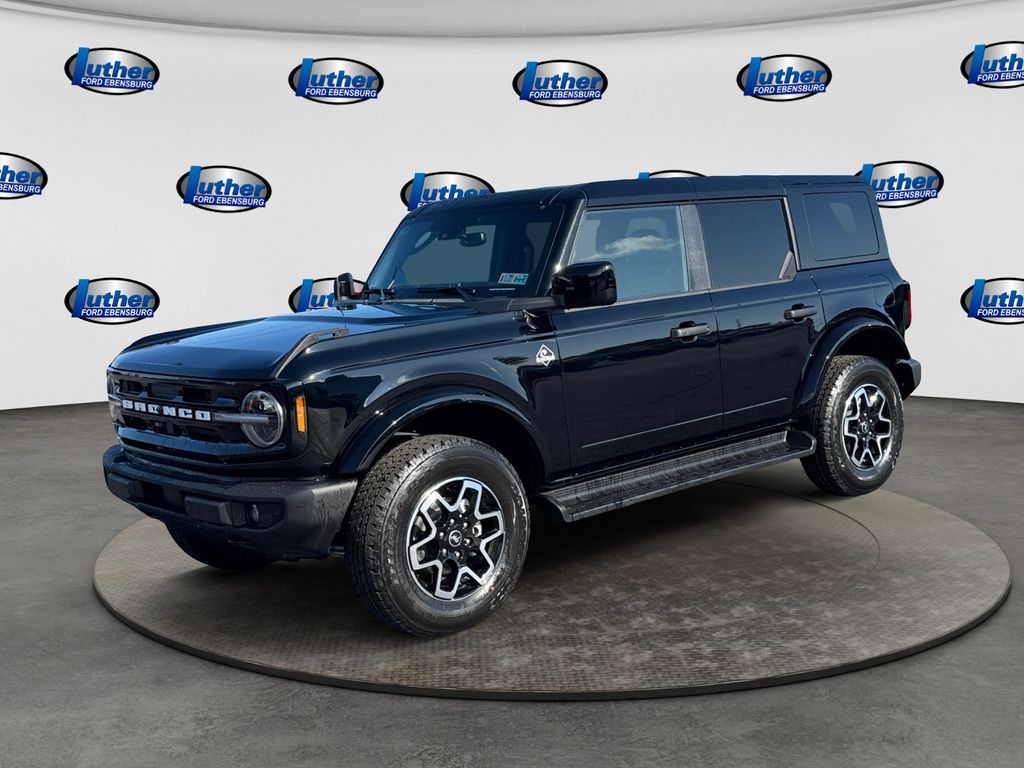 2026 Ford Bronco Outer Banks Black at Luther Ford