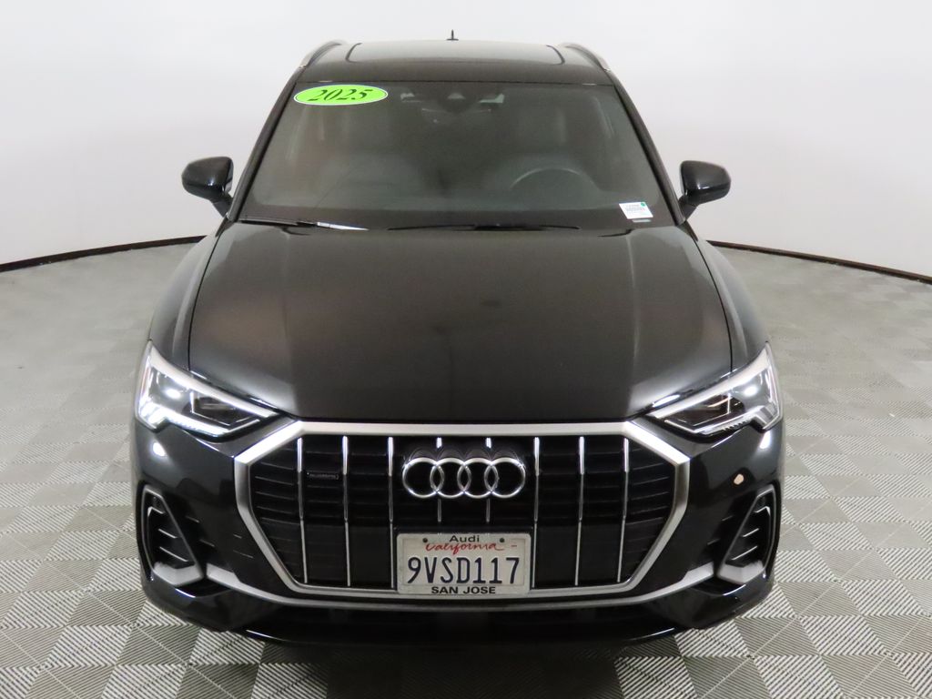 Thumbnail: 2025 Audi Q3 - 8