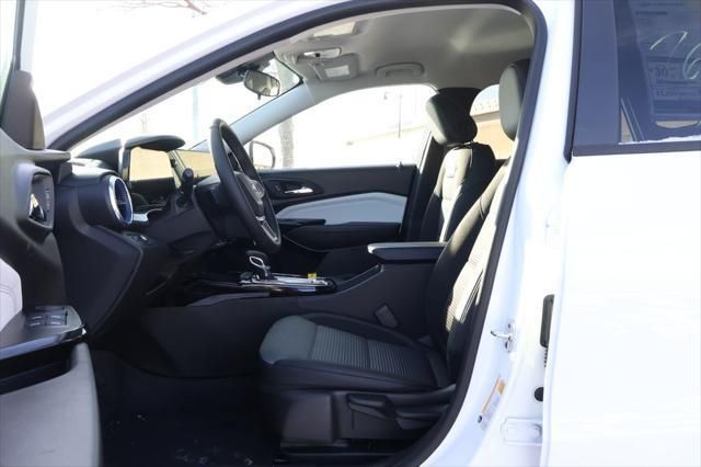 Thumbnail: 2026 Chevrolet Trax - 14