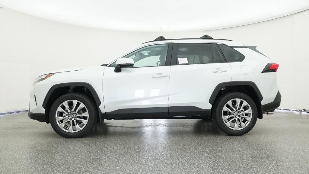 Thumbnail: 2025 Toyota RAV4 - 22