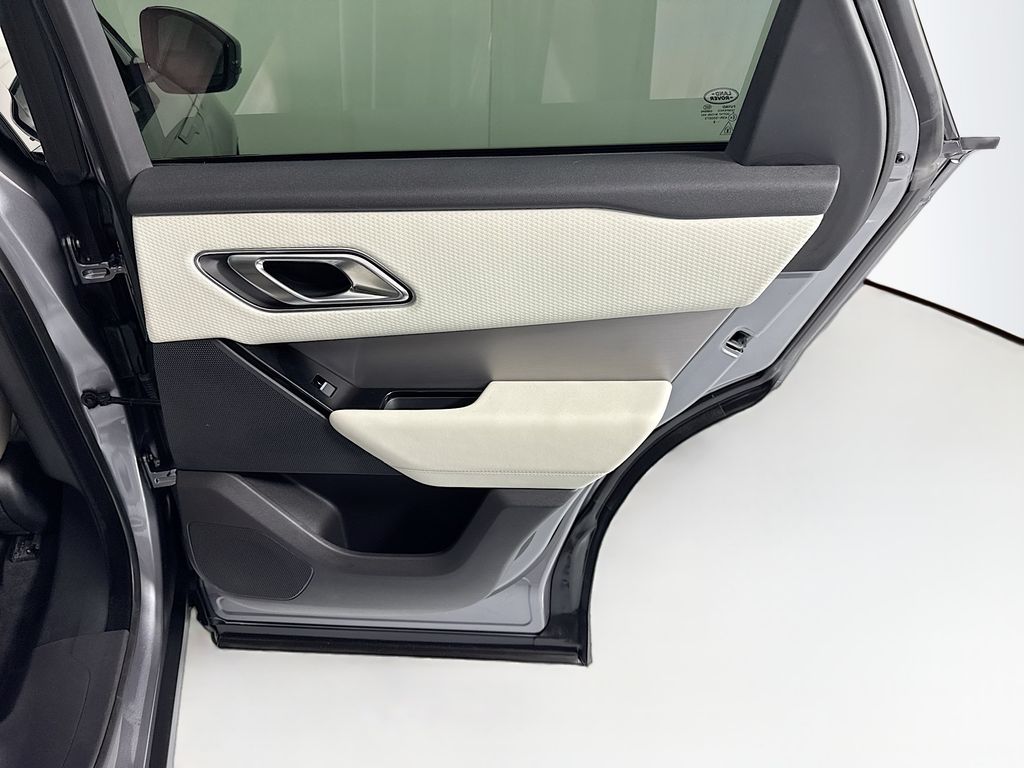 Thumbnail: 2023 Land Rover Range Rover Velar - 27