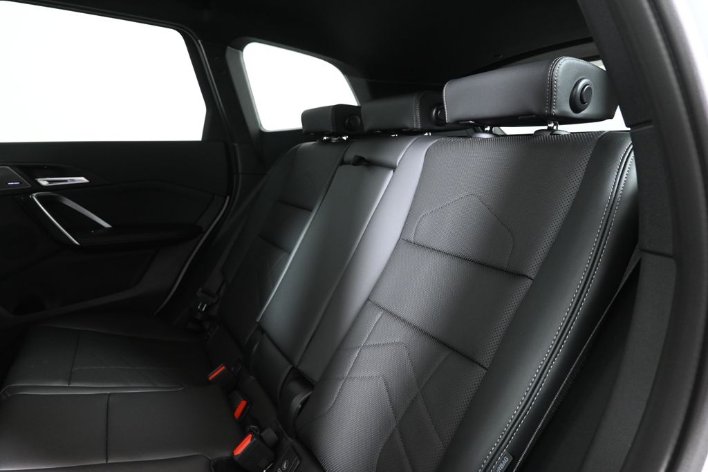 Thumbnail: 2026 BMW X1 - 4