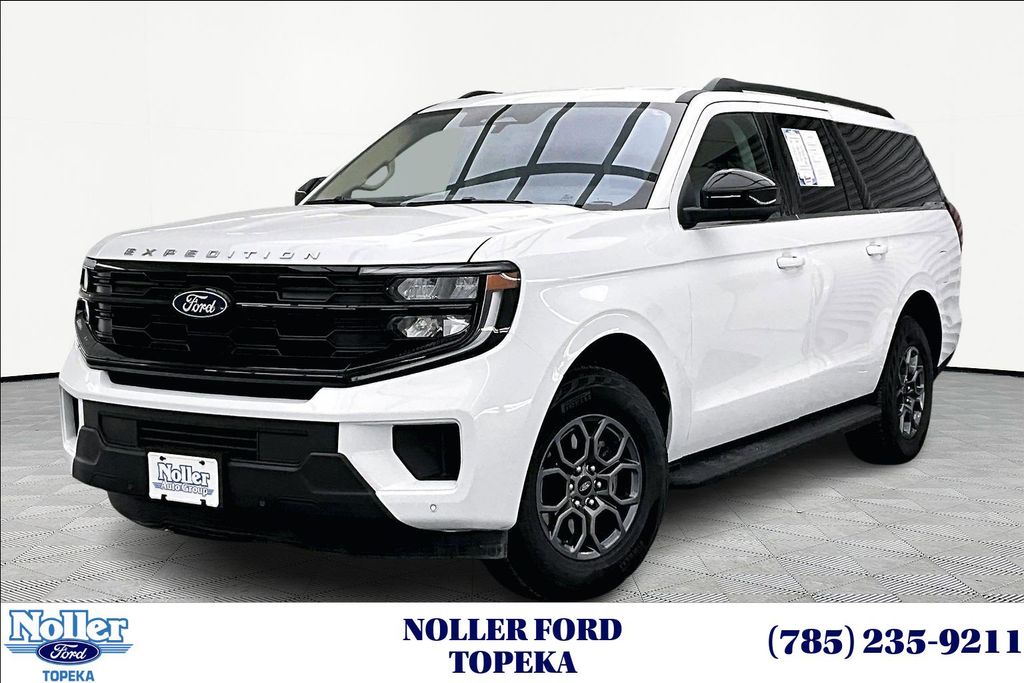 2025 Ford Expedition MAX Active 4WD