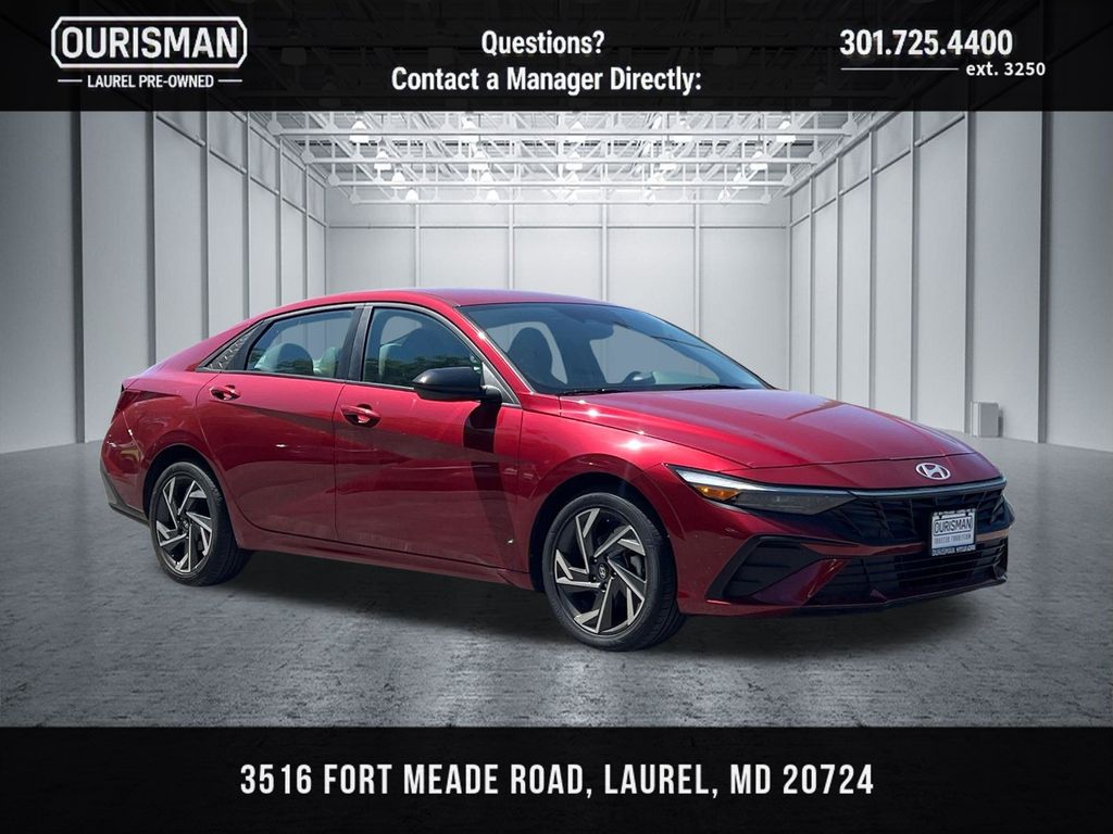 Red 2025 Hyundai Elantra Sedan Front-Wheel Drive Continuously Variable Transmission