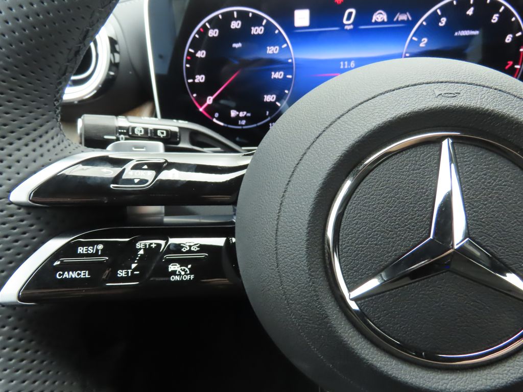 Thumbnail: 2025 Mercedes-Benz GLC - 11