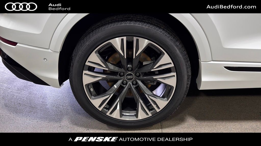 Thumbnail: 2026 Audi Q8 - 8