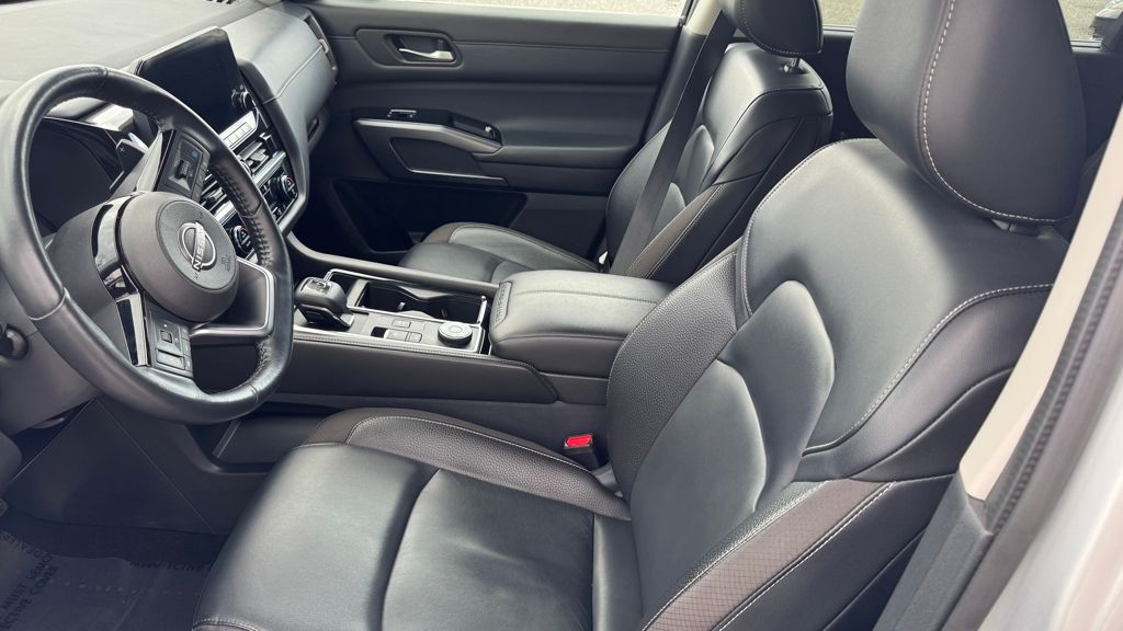 2022 Nissan Pathfinder SL - Photo 21