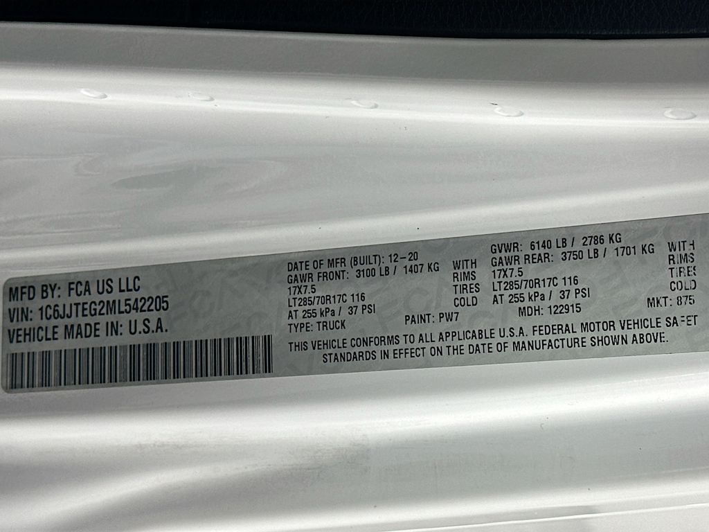 Used 2021 White Jeep Mojave image 36