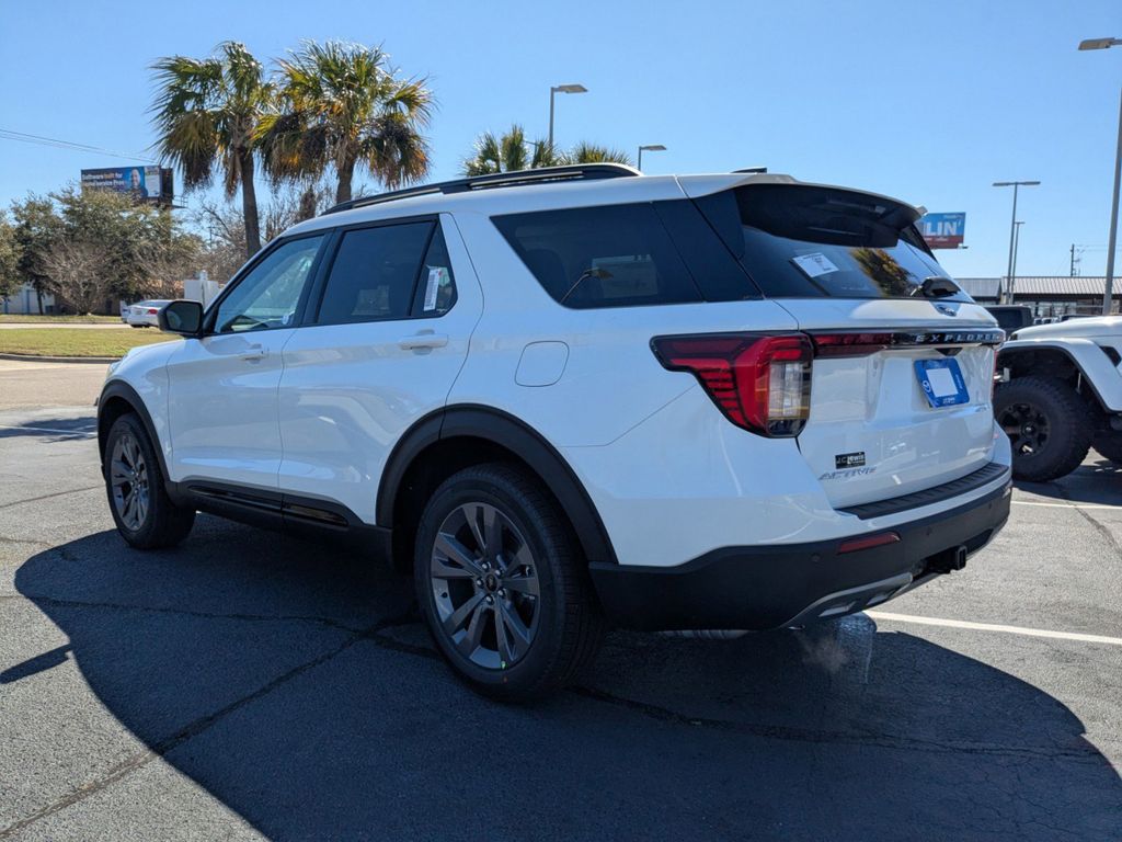 2026 Ford Explorer Active w/200A Pkg
