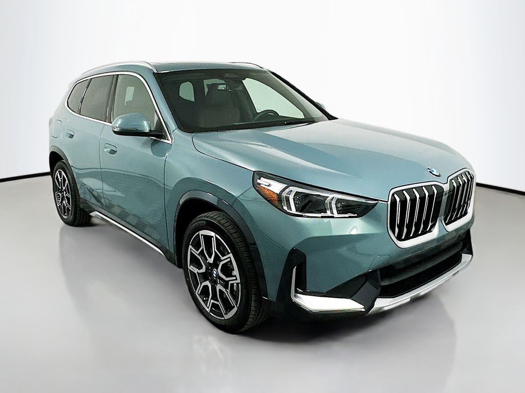 Thumbnail: 2025 BMW X1 - 3