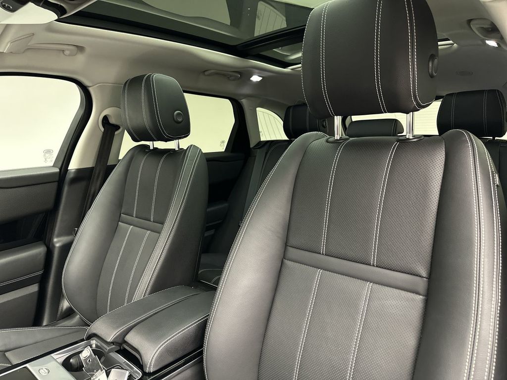 2021 Land Rover Range Rover Velar R-Dynamic S 17