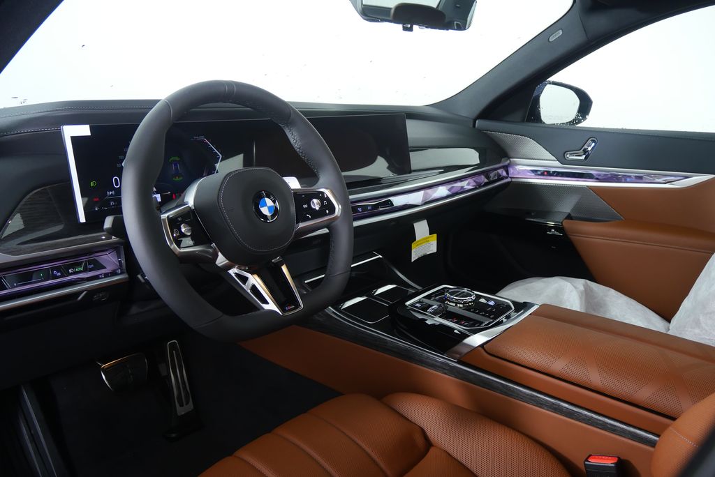 Thumbnail: 2026 BMW 7 Series - 13