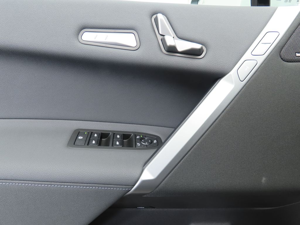 Thumbnail: 2026 BMW iX - 24