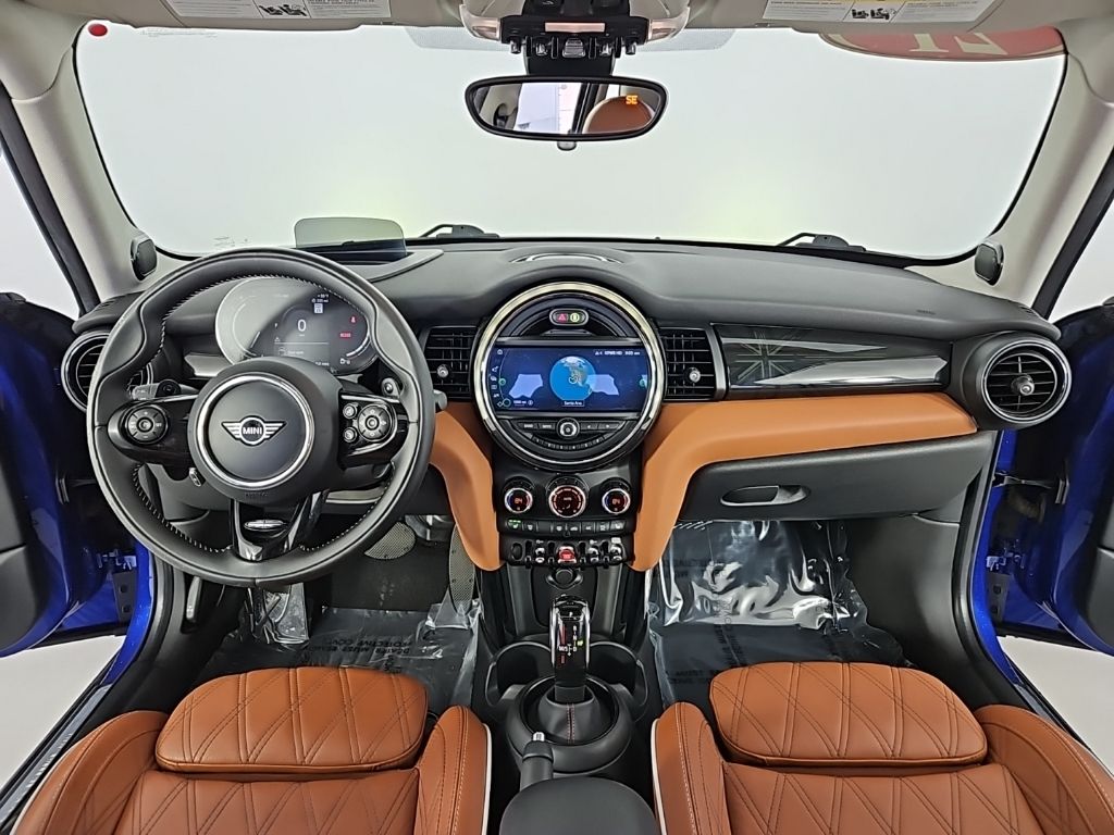 Thumbnail: 2021 MINI Cooper - 25