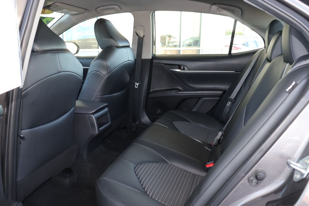 2023 Toyota Camry SE 24