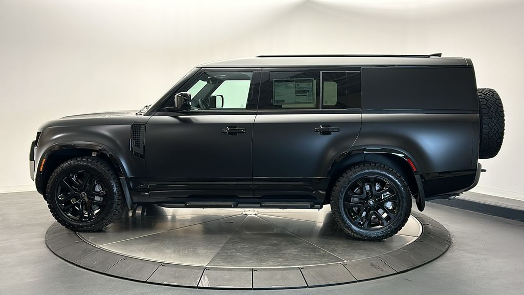 Thumbnail: 2024 Land Rover Defender - 2
