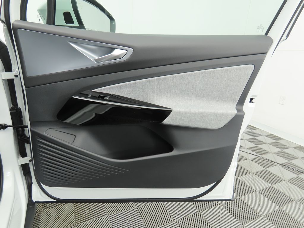 Thumbnail: 2025 Volkswagen ID.4 - 26