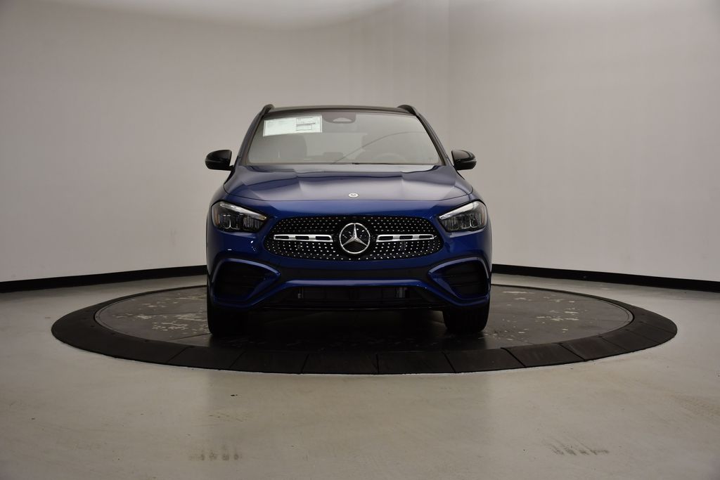 2025 Mercedes-Benz GLA 250 4MATIC 8