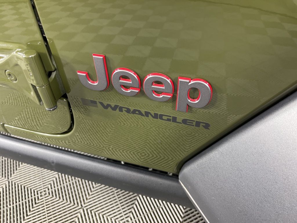 2024 Jeep Wrangler Rubicon 3