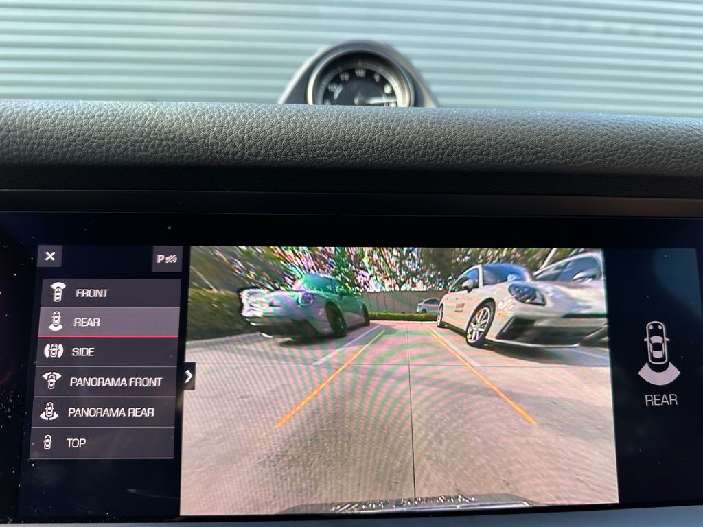 Thumbnail: 2024 Porsche Macan - 31