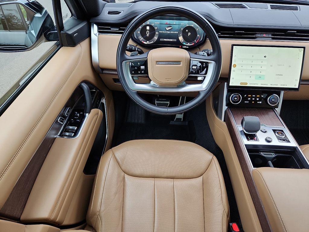 Thumbnail: 2023 Land Rover Range Rover - 11