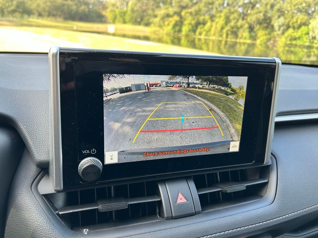 Thumbnail: 2024 Toyota RAV4 - 25