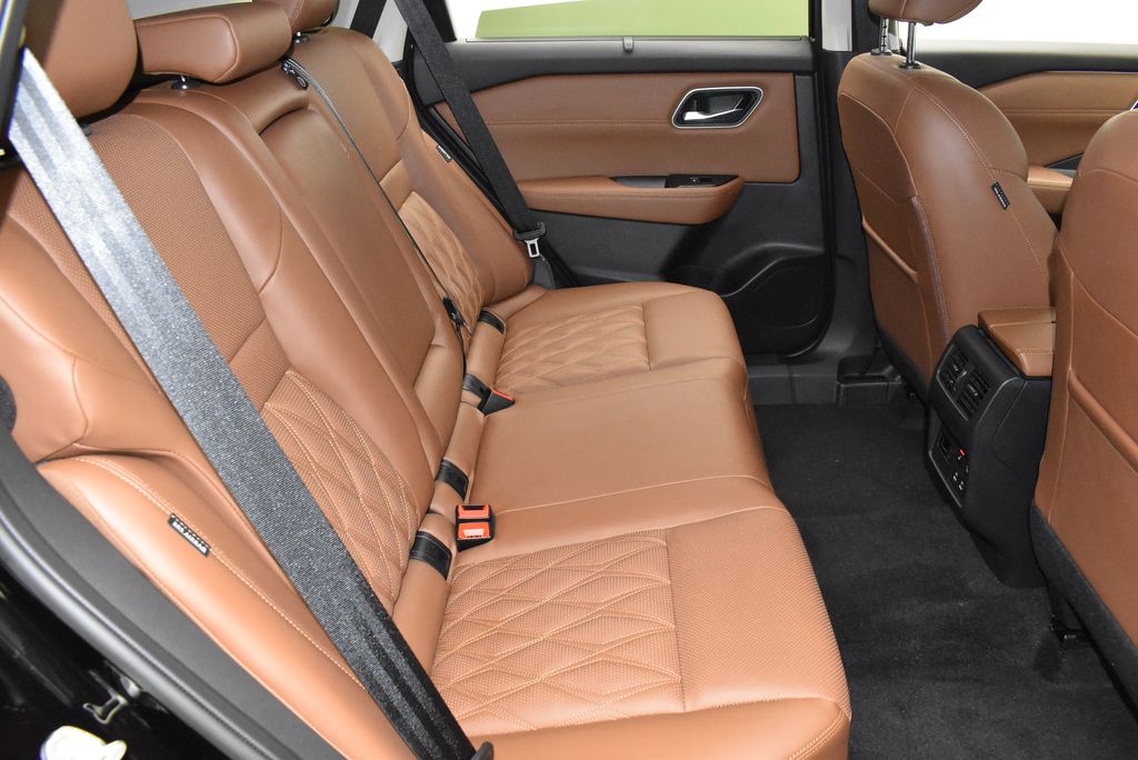 Thumbnail: 2026 Nissan Rogue - 32