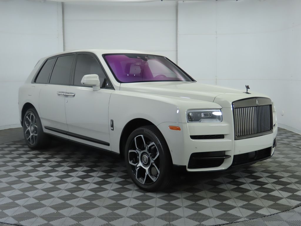 Thumbnail: 2023 Rolls-Royce Cullinan - 3
