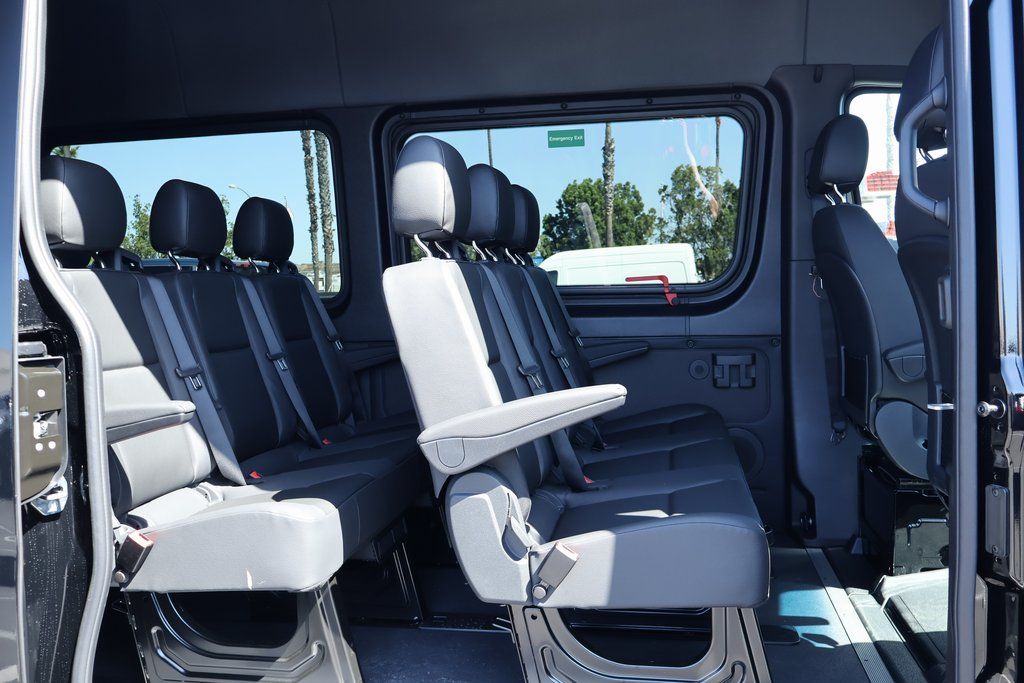 Thumbnail: 2026 Mercedes-Benz Sprinter - 7