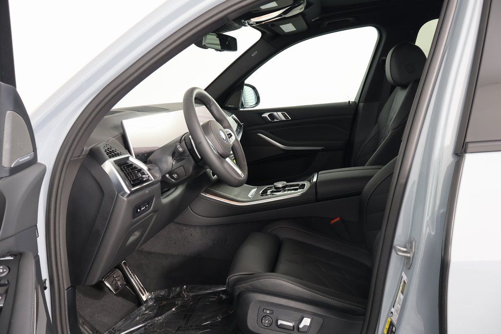 Thumbnail: 2026 BMW X5 - 5