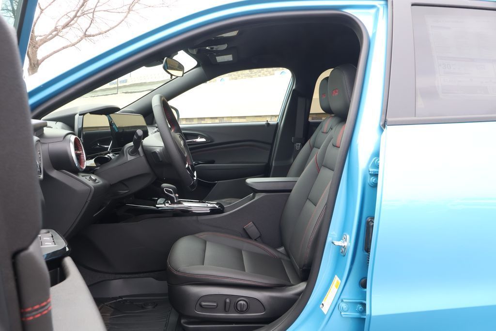 Thumbnail: 2026 Chevrolet Trax - 14