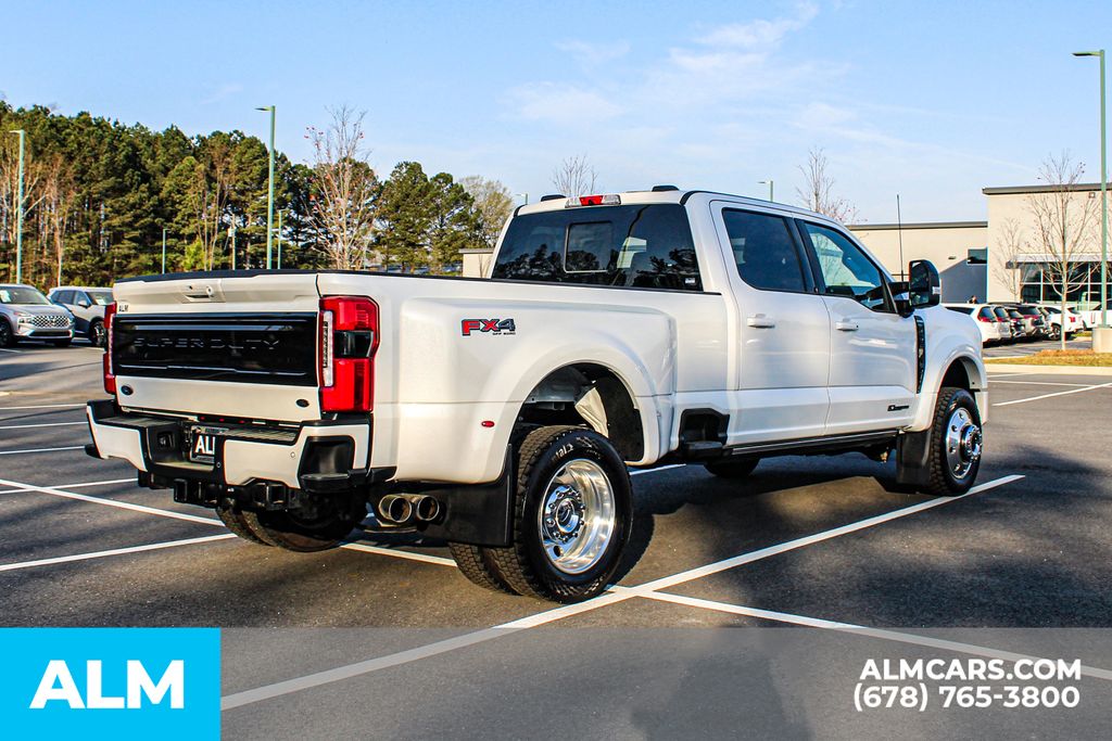 Used 2025 White Ford Platinum image 5