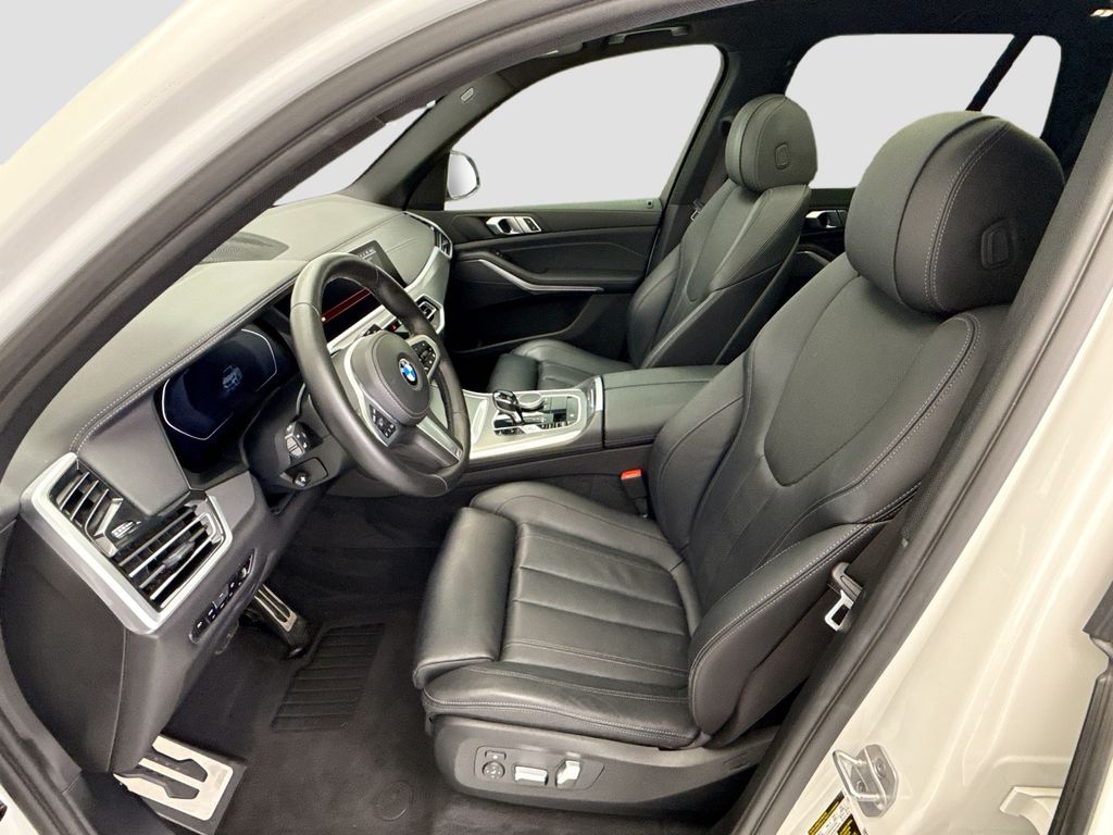 Thumbnail: 2021 BMW X5 - 18