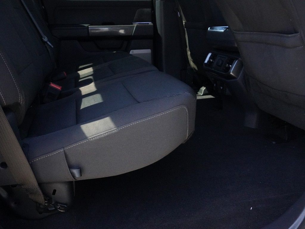 Used 2023 Black Ford XLT image 30