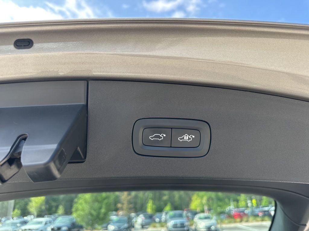 2022 Moon Polestar 2 Long Range Dual Motor AWD Hatchback