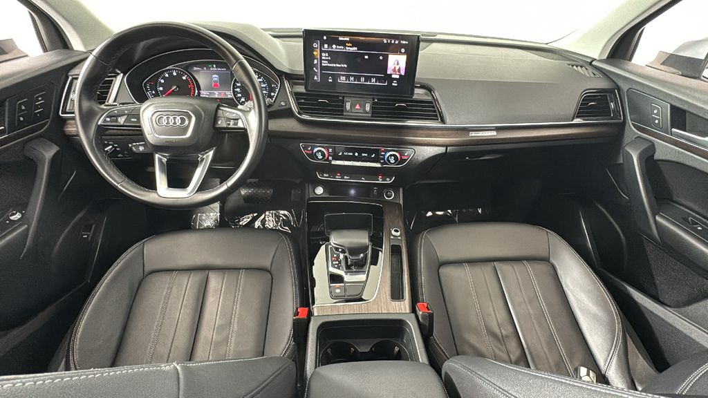 2022 Audi Q5 e Premium 12