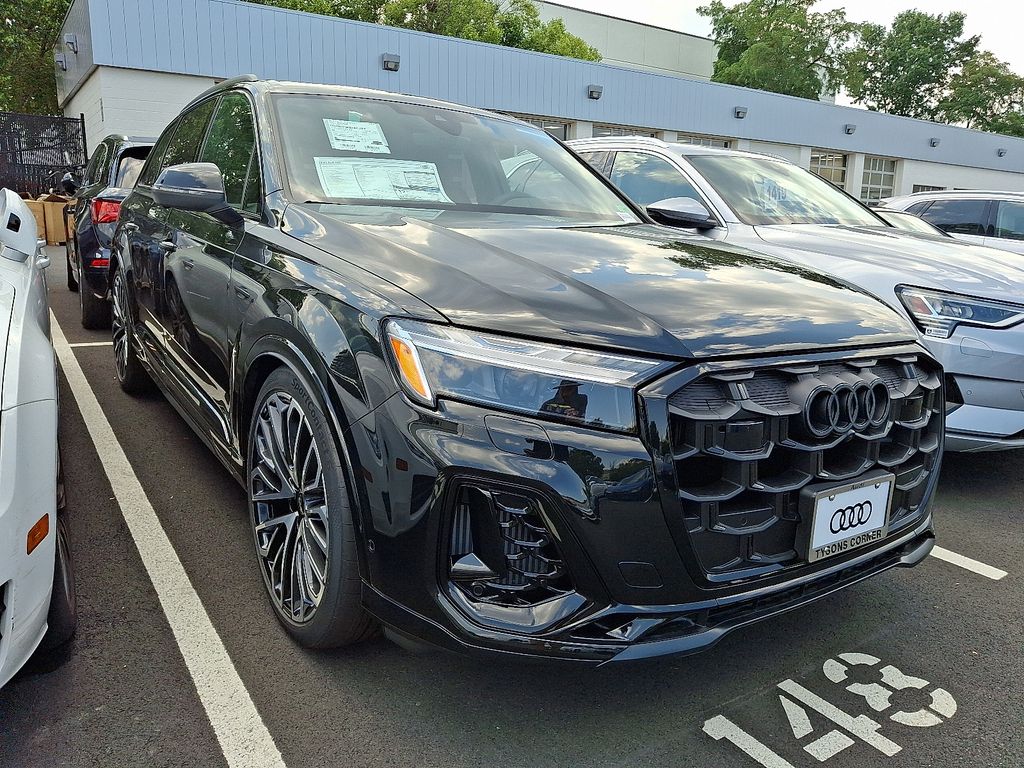 Thumbnail: 2025 Audi SQ7 - 3