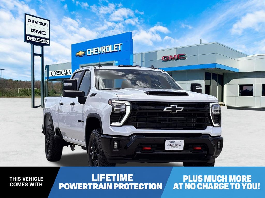 Summit White 2026 Chevrolet Silverado 2500HD Pickup Truck Four-Wheel Drive Automatic