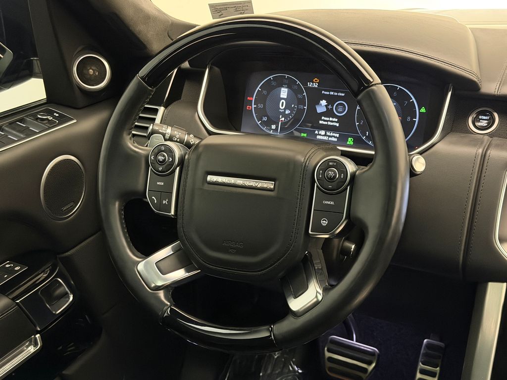 Thumbnail: 2017 Land Rover Range Rover - 21