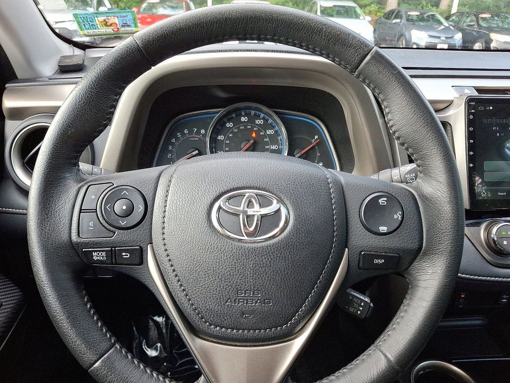 Thumbnail: 2014 Toyota RAV4 - 19